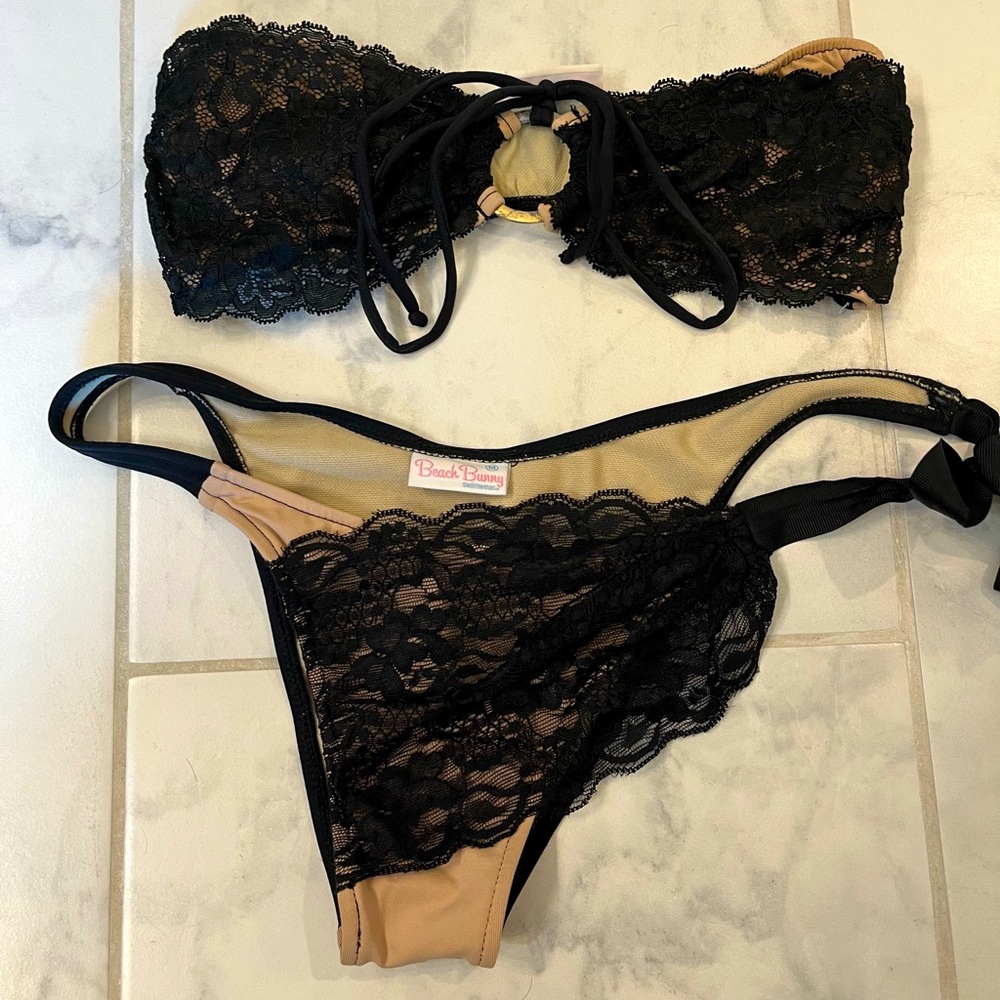 Beach bunny Bikini!